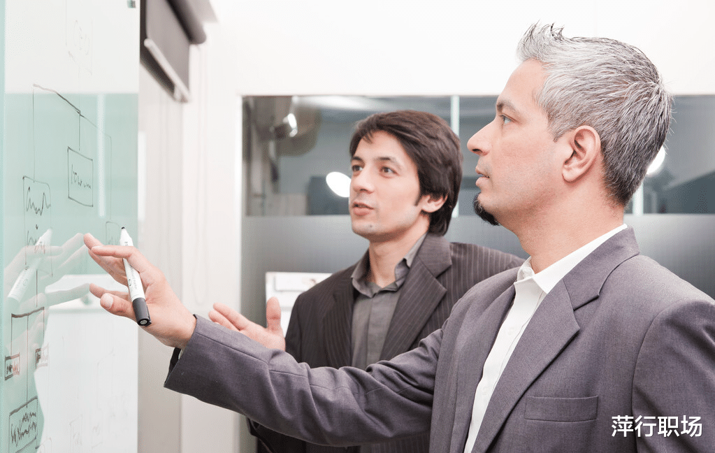 |上司重用的心腹，一般都明白3个道理，闷声赶紧学