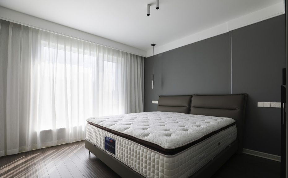 港式轻奢两居室，客餐厅开放式布局，解锁更多对话空间！