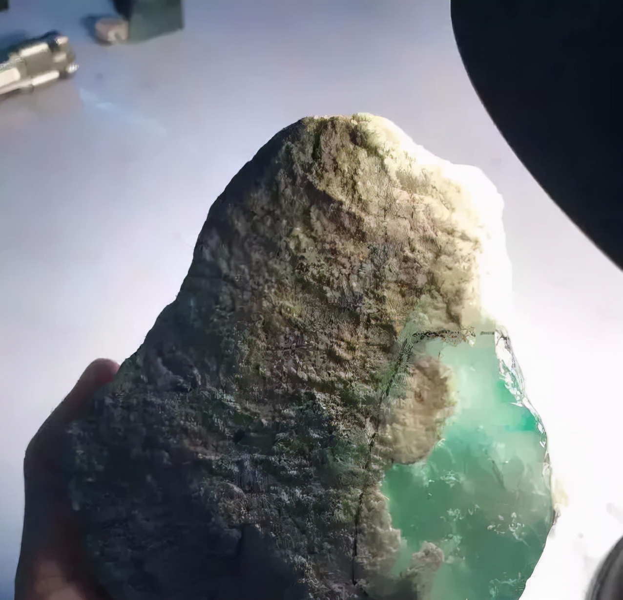 翡翠|这里出产的翡翠收藏价值最高，却为何不被传统翡翠界认可？