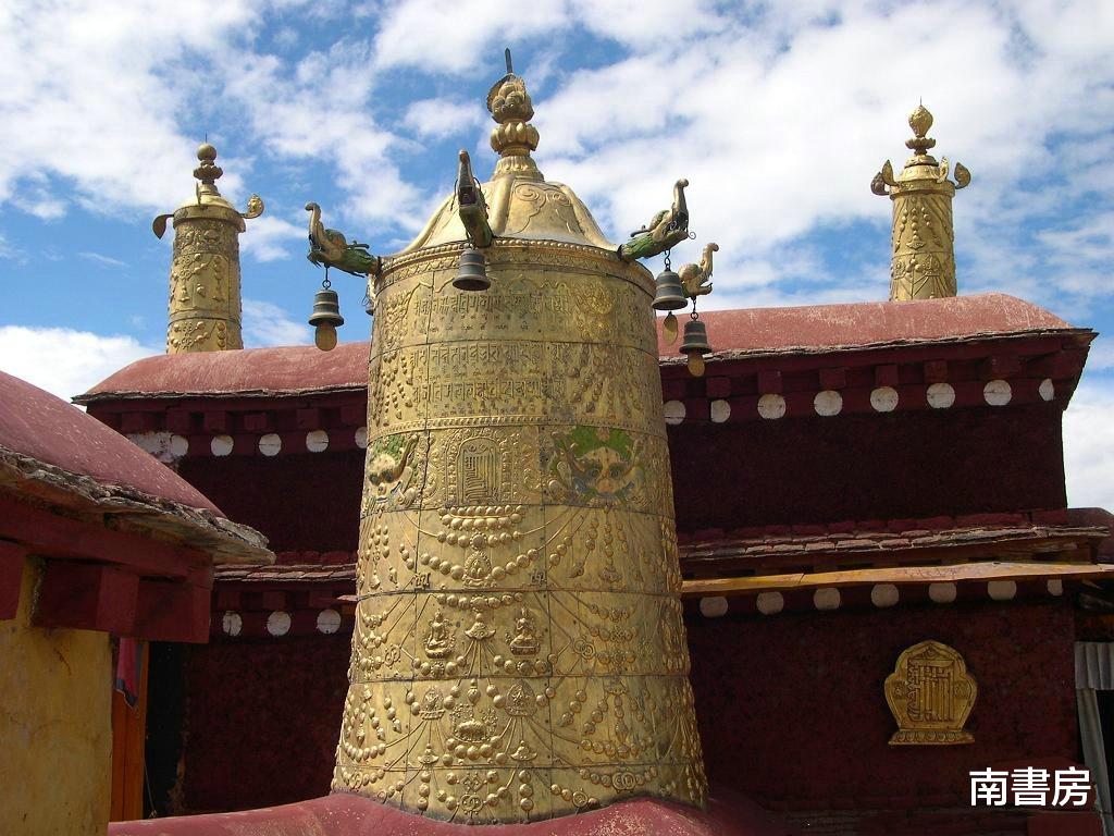 布达拉宫 世界上50％的黄金在布达拉宫？当年建造这座宫殿，耗费多少黄金？