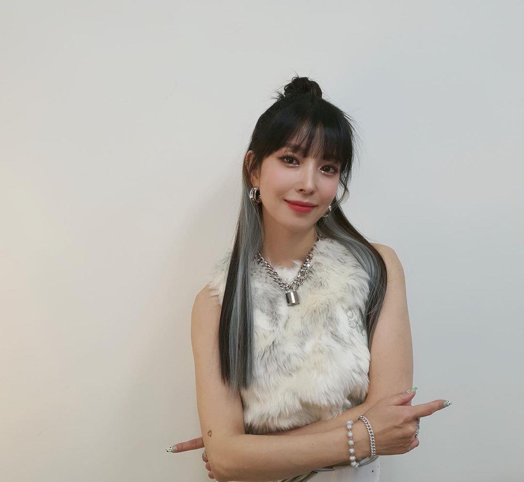 lisa|2021盘点K-POP富婆女星：Lisa仅排第七，第一名坐拥363亿成大赢家