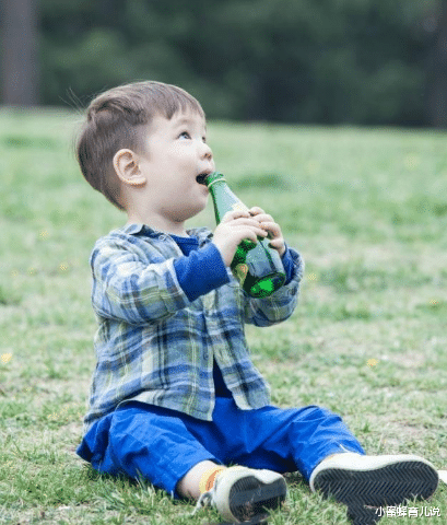霍思燕|有种“失望”叫霍思燕儿子，7岁脸部臃肿有双下巴，网友：可惜了