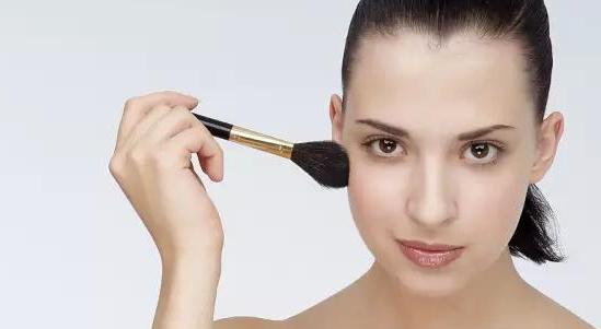 珑阳谈护肤 最强斑点解析!教你深度了解你为什么长斑!附上最全祛斑小妙招!