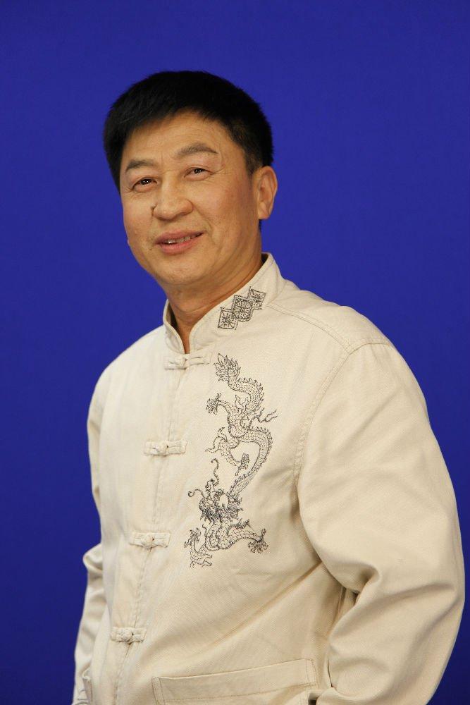 医生|《七十二家房客》年过70的演员：太子炳宝刀不老，牛局80岁仍硬朗