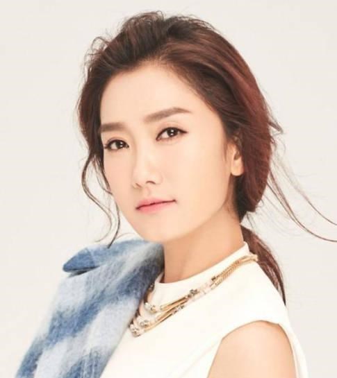 杨魏玲花|两人默契搭档23年却没成夫妻，如今一个年入千万，一个负债累累