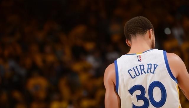 斯蒂芬·庫里|歷史首次！55次吹罰，80個罰球，賽季至今最丑陋的比賽