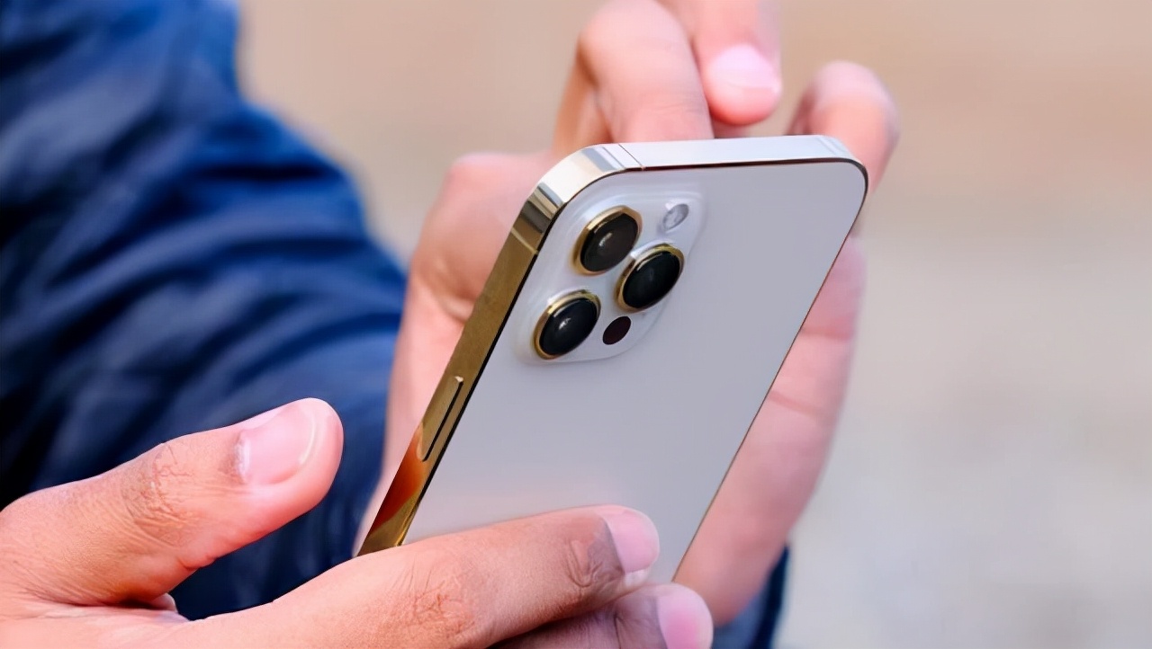 苹果|疫情不断，戴着口罩难以人脸识别，苹果为什么还不取消Face ID？