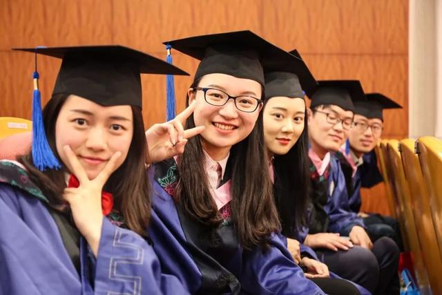 职业教育|官方下发通知，职本学位效力=普本，网友直言“搞了个四本？”