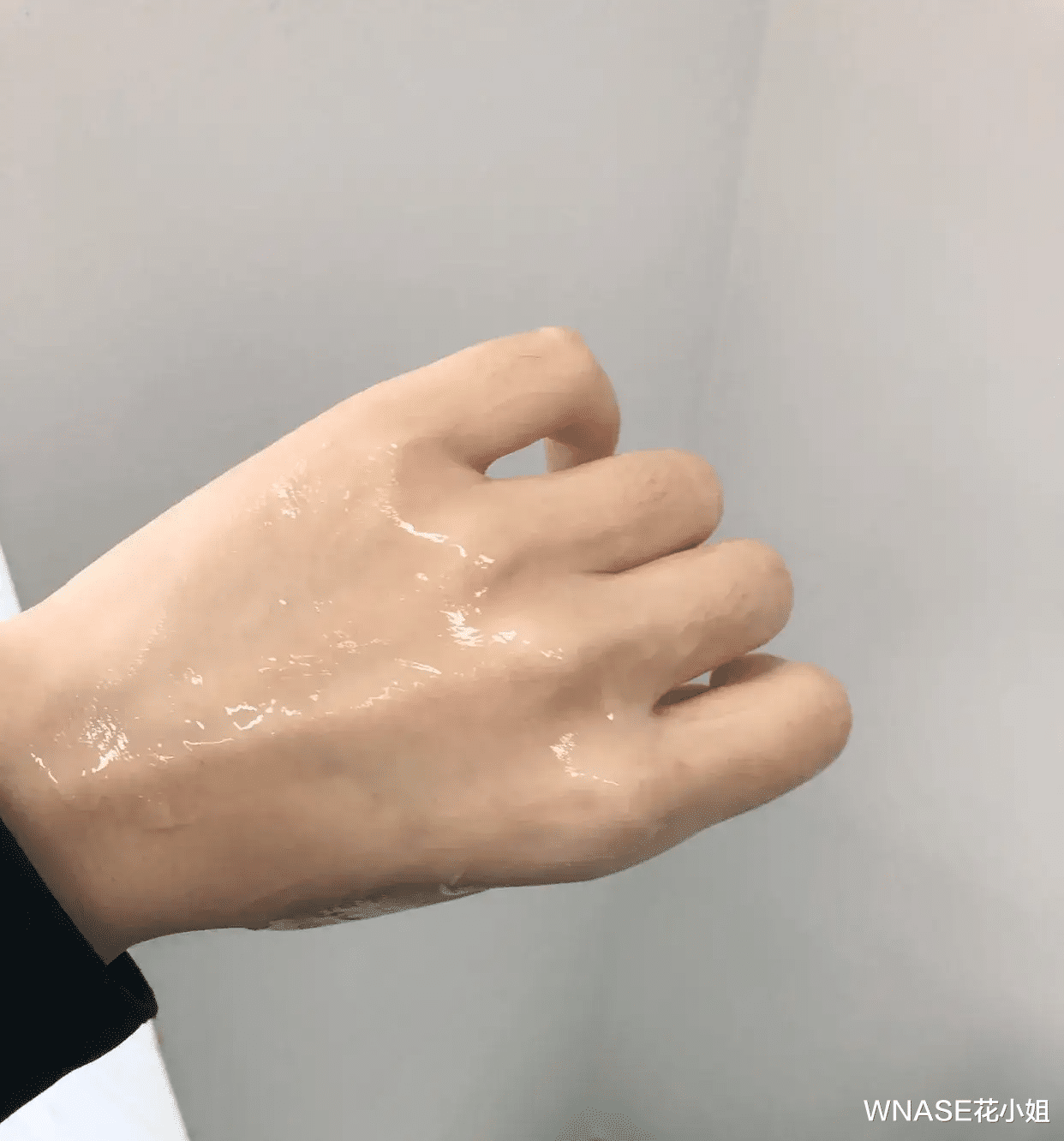 护肤 终于找到“高级香”的护手霜了！好闻又滋润，涂上逢人就被问