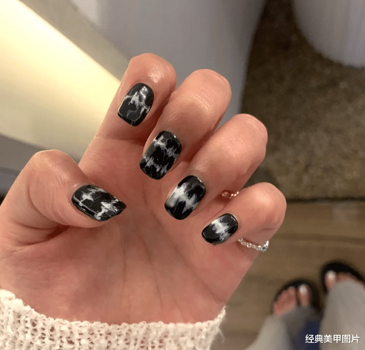 美甲|欧美酷帅风美甲，酷girl必备！