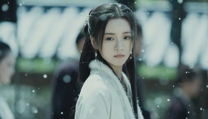 孟子义|有一种“整容”叫孟子义留齐刘海，新剧大变样，网友直呼：不敢认