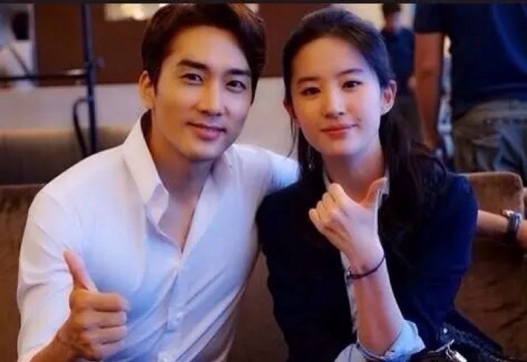 刘亦菲|刘亦菲起点高开，资源一线，但到最后有点一手好牌打得稀烂的感觉