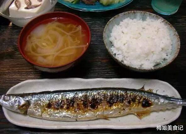 被日本人視為“腦黃金”的秋刀魚，為啥在中國不受待見？中國網友：來錯地方瞭-圖5