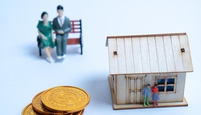 95后|中传95后硕士毕业去卖房引热议！内卷真的这么严重了吗？