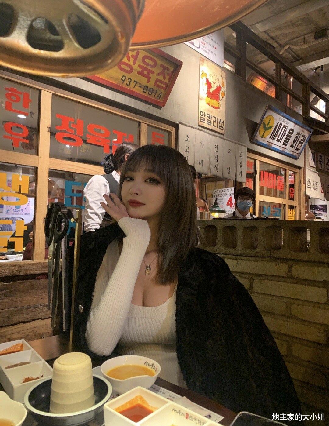 地主家的大小姐 感情和物质并不冲突，看你如何把控“度”