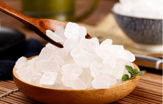 终于明白！白冰糖和黄冰糖的差别这么大，学会这3点，别再买错