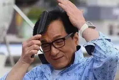 健康知识小讲堂|夏天睡前最后一件事,不是脱衣服!而是…防心梗、中风都靠它