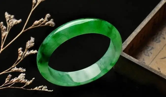 翡翠手镯|翡翠手镯为什么那么贵？