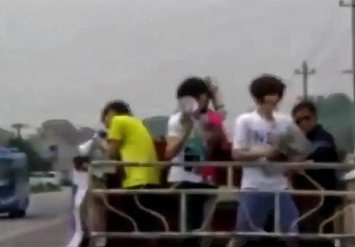 快乐男声|出轨、离婚、退出娱乐圈：曾经的顶流，终于坠落神坛