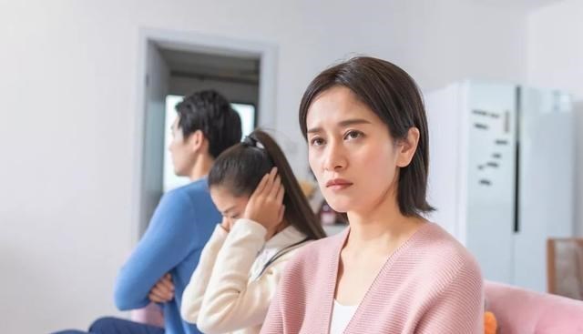 成都女子在家睡觉,遭父亲催婚,网友:仿佛看到了自己挨骂的样子