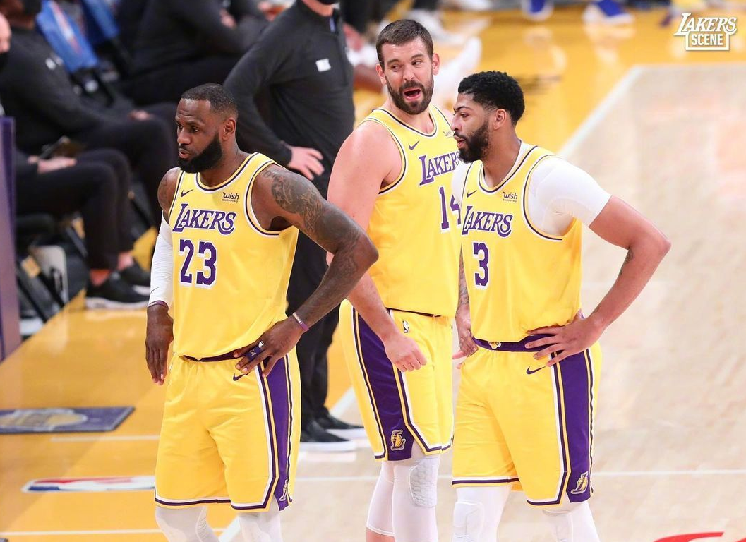 青海 湖人已经尽力了，灰熊也尽力了！戴维斯，下赛季可没有借口了