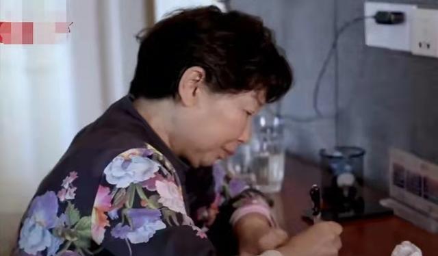 古天乐|杜大娘前脚刚退网，“小勇哥”便被调离大药房，这不会又是巧合吧