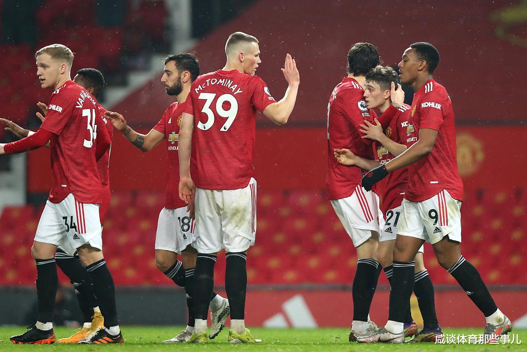 C羅|面見(jiàn)門(mén)德斯，C羅也想走？朗尼克慘被架空，郵報(bào)披露曼聯(lián)內(nèi)訌根源！