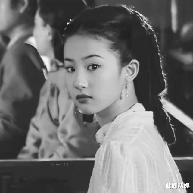 哈利·波特|五位女艺人撑伞照，刘亦菲有书香气，倪妮风情万种