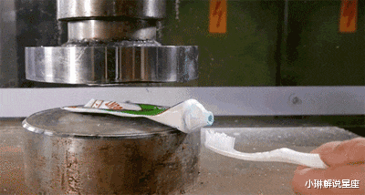 小琳解说星座|“美女，出门前还是注意下穿着吧，你旁边的闺蜜都不好意思看了！”哈哈哈