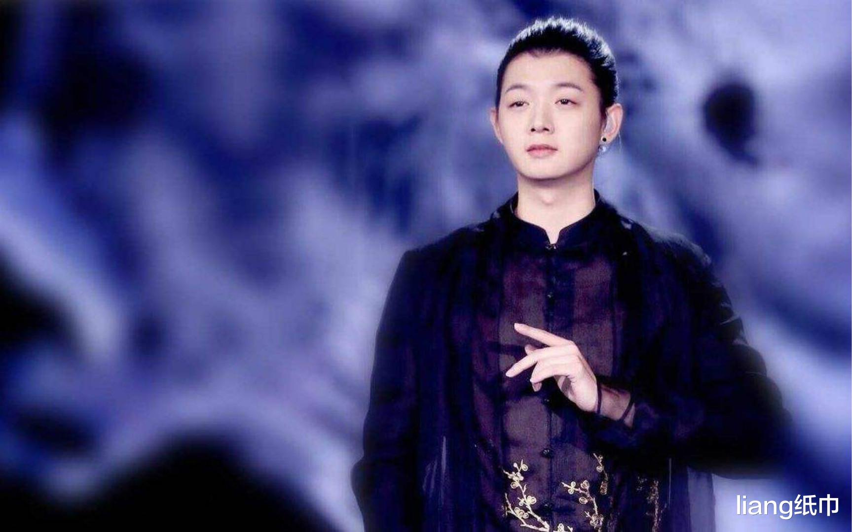 霍尊|霍尊女友施冰岚被骂后发声，网友：又不是我先说的