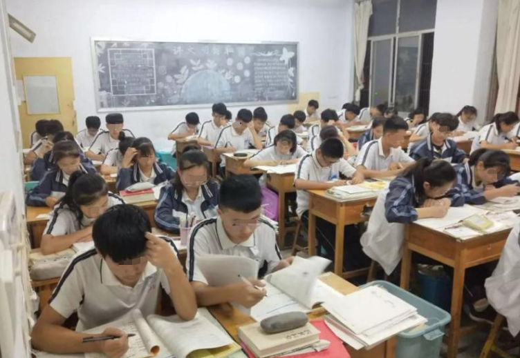 糖果的妈妈|高中生的身高落后于标准值,可能会影响报考,家长尽早重视起来