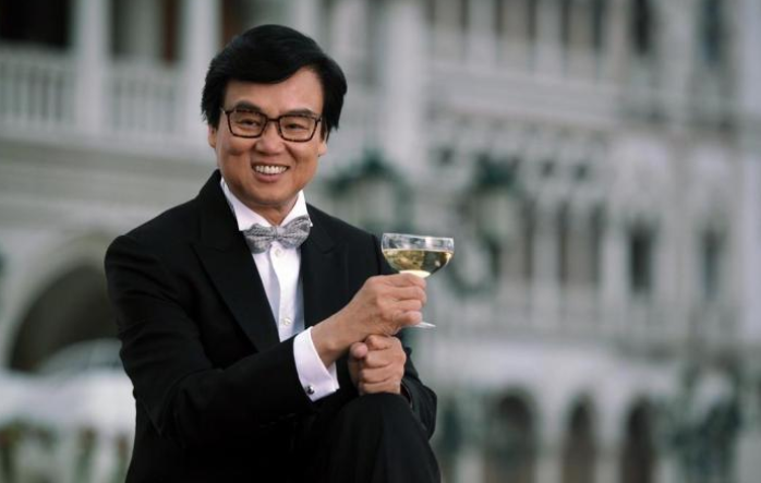 黄百鸣|摧毁香港电影业的到底是谁？黄百鸣：不是黑社会，而是这伙人