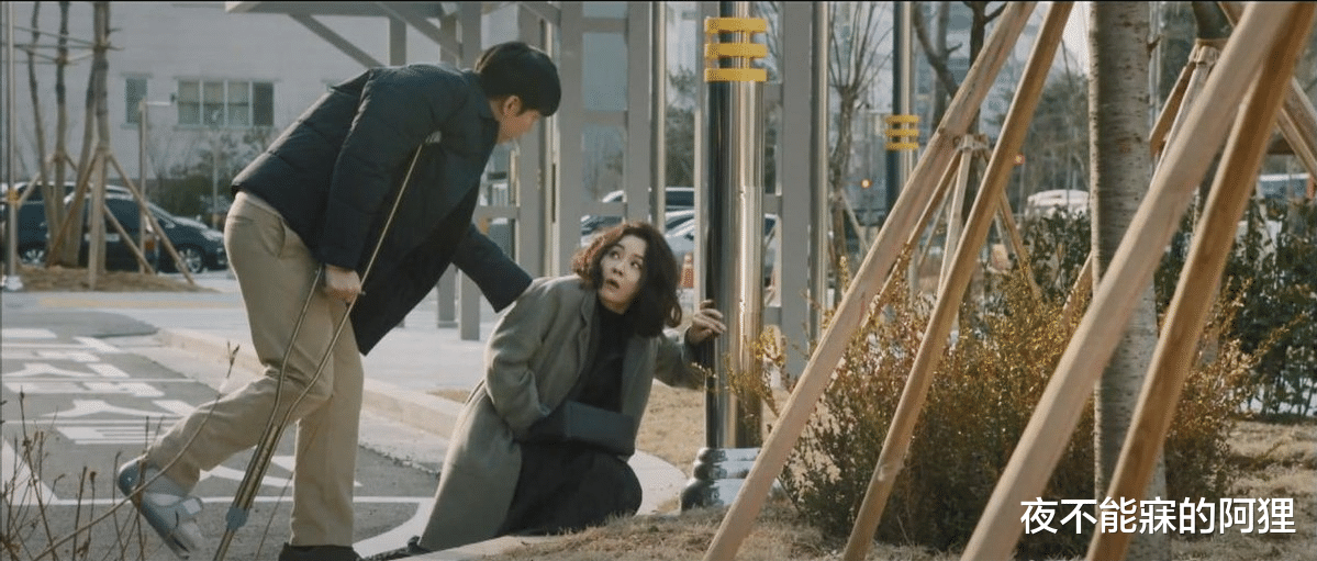 高峰|韩剧《窥探》：十集后，再来看成知恩看到80后呕吐，有了不一样的猜想