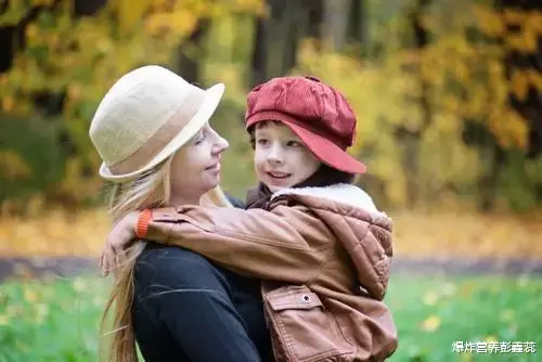 爆炸营养彭鑫蕊 空腹不能吃柿子？营养师：真正要注意这种方式的是3种人