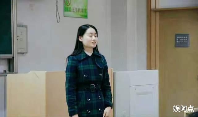 林生斌|林生斌女儿暖暖打预防针照曝光，网友吐槽长相像保姆惹怒任真真