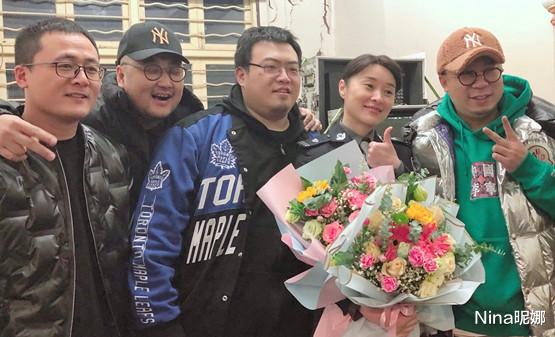 吴越|西装大型翻车现场！马伊琍跟倪虹洁像乡村企业家，吴越穿出水桶腰