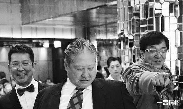 成龙|成龙的七次票房“屈居老二”之旅，1989年输的一点也不冤