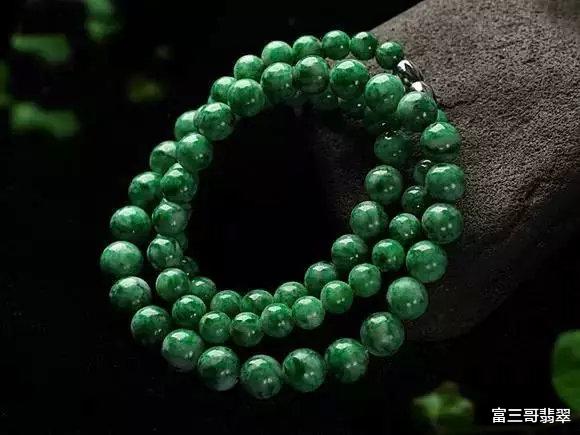 翡翠|红翡绿翠，一招教你看懂翡翠的“种”！