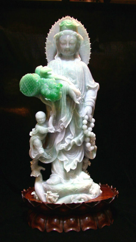 翡翠|当雕刻遇见翡翠，可谓艺术的碰撞！