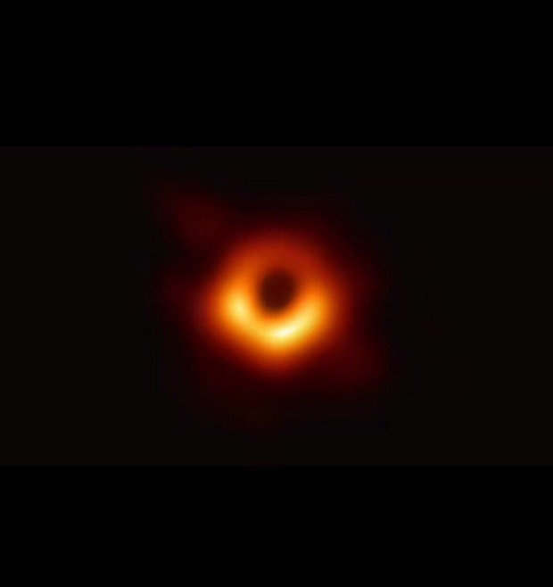 黑洞也可以群居 球状星团中心积聚着许多的黑洞