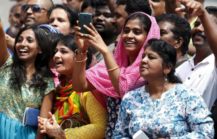 印度 印度女人“判刑”后，为什么会被送进“男子监狱”？真相很心疼