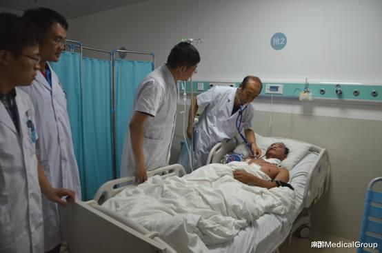 麻醉MedicalGroup|隔着屏幕看着病倒的父亲，而远方的医生儿子竟无能为力