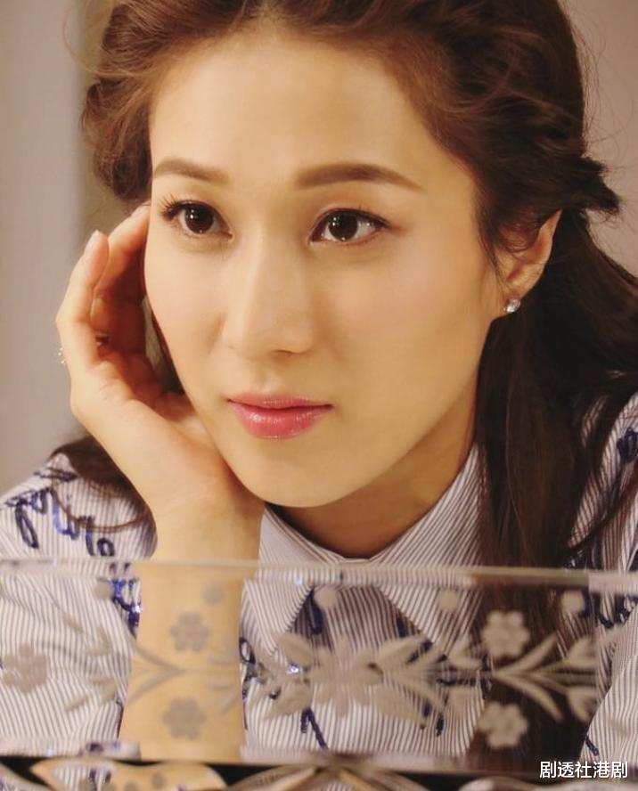 钟嘉欣|片场古怪事多！钟嘉欣荒山野岭拍戏受惊吓，马浚伟与墙上白影同框