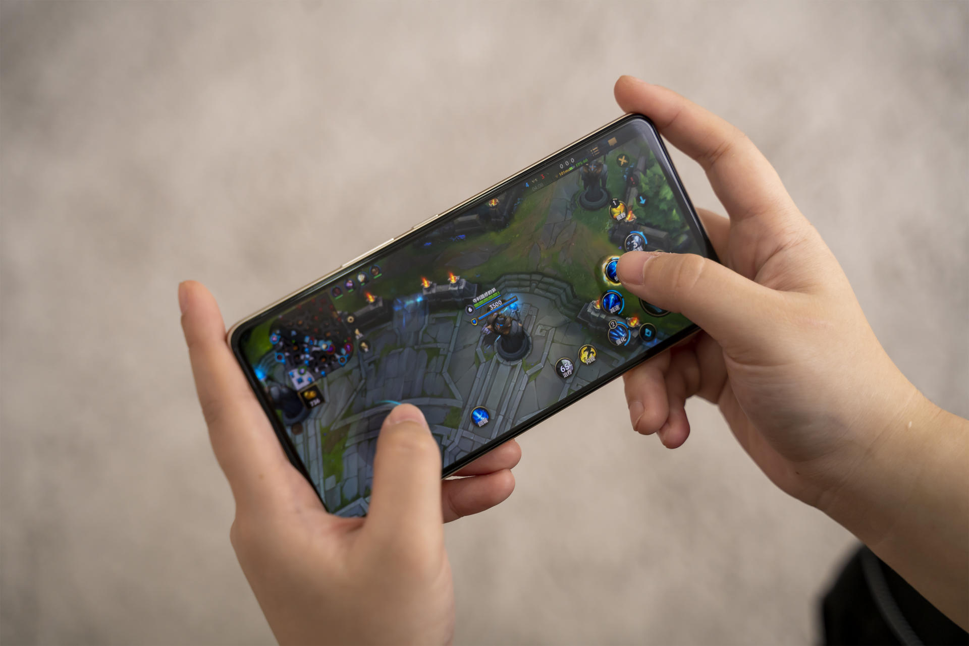 高通骁龙|iQOONeo5S测评：新一代性能怪兽登场