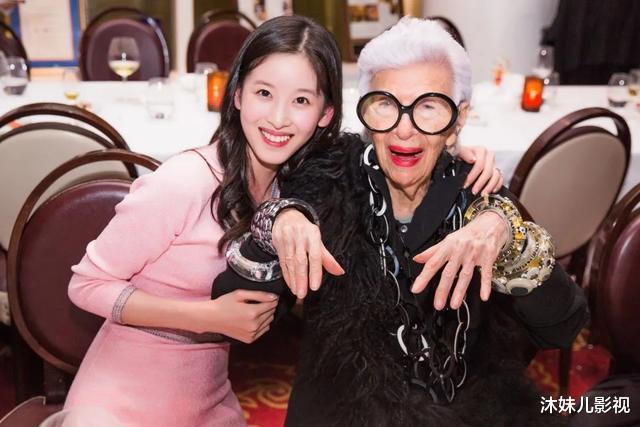 章泽天|忍了3年，章泽天打了个“翻身仗”，力压刘强东成新公司最大股东