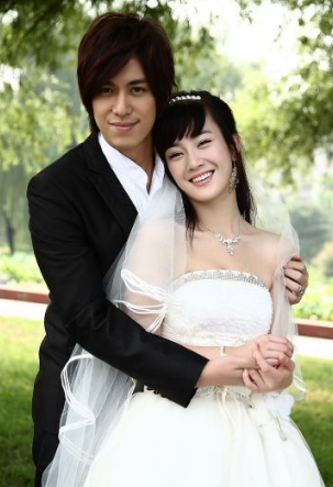 夏家三千金|《夏家三千金》这剧有毒！男女配角都火，唯独女主，被迫退圈