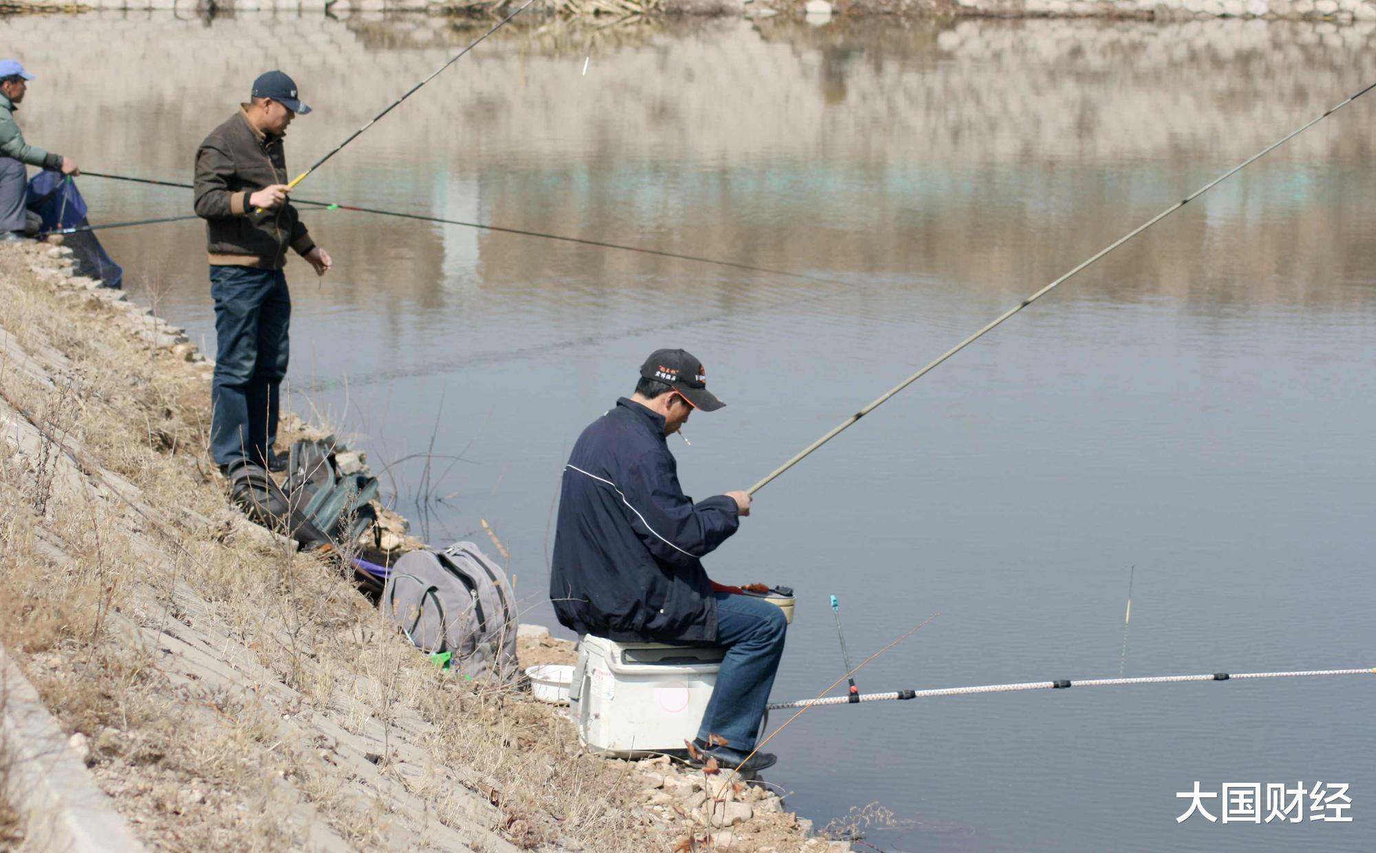 |男人的钱也很好赚？中年男人正撑起一个百亿蓝海市场