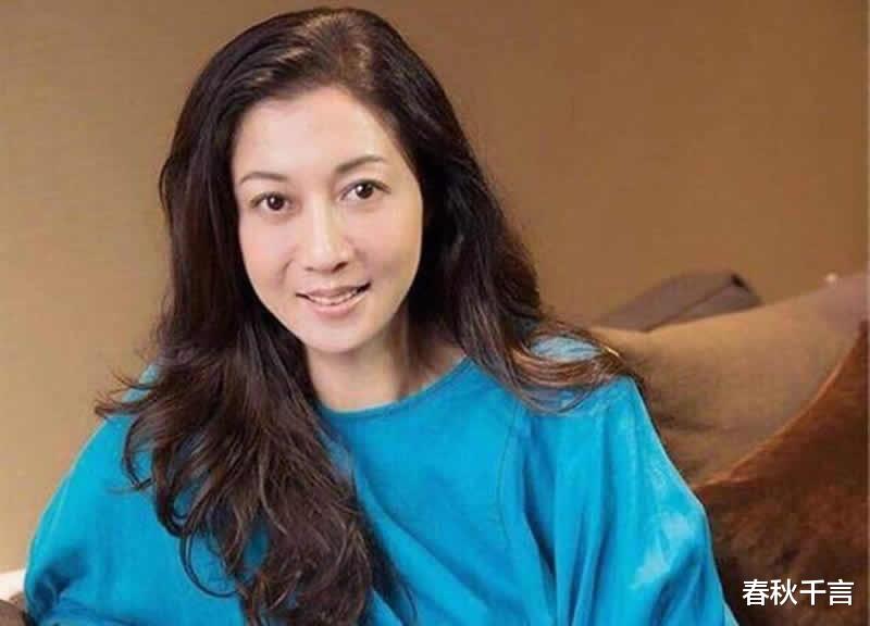 成龙|成龙女儿吴卓林：父亲拒认，母亲虐待，现实版“被嫌弃的一生”