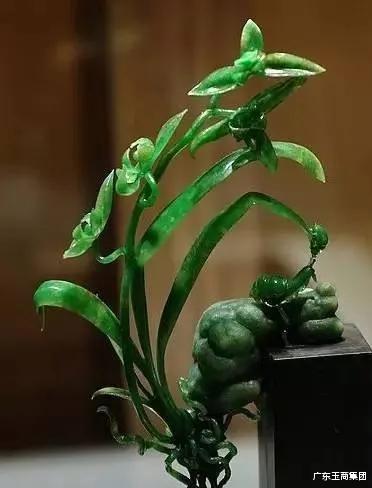 广东玉商集团|10亿国宝翡翠身份之谜,到底是慈禧生前最爱?还是当代大师作?