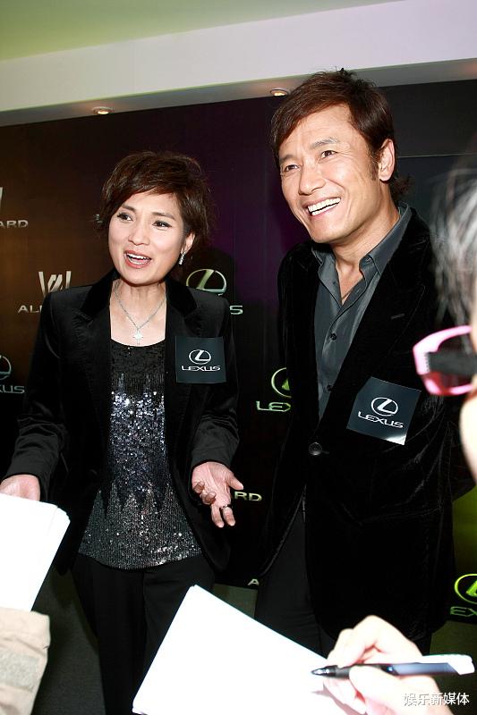 周星驰|戚美珍谈周星驰，我们是邻居，没想到他会成为巨星